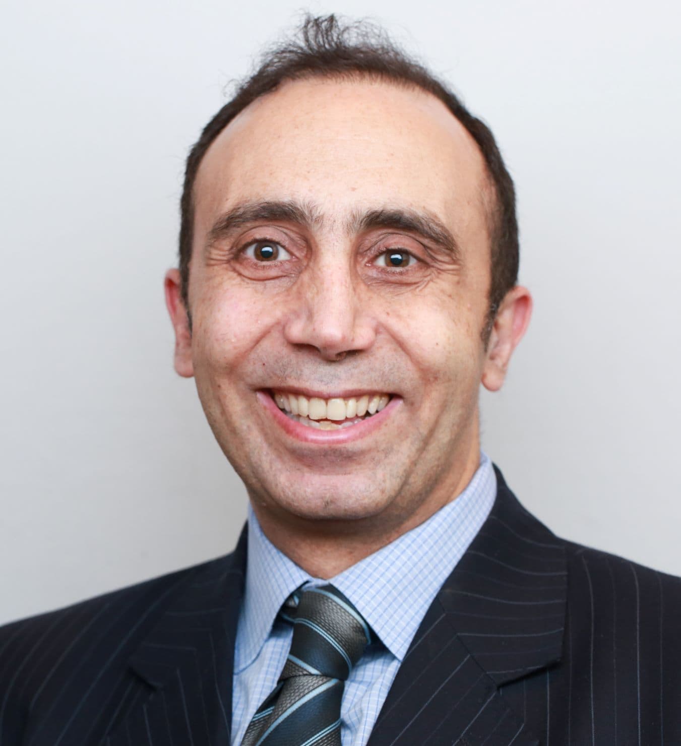 Dr. Salim Hayek